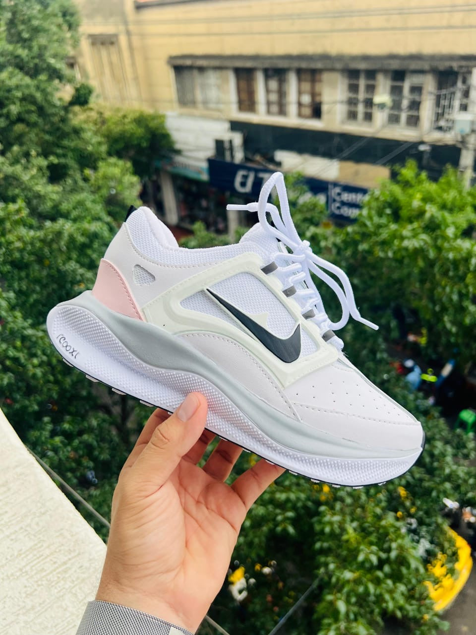 👟✨ Tenis Dama Blancos con Detalles  – Estilo y Comodidad ✨👟