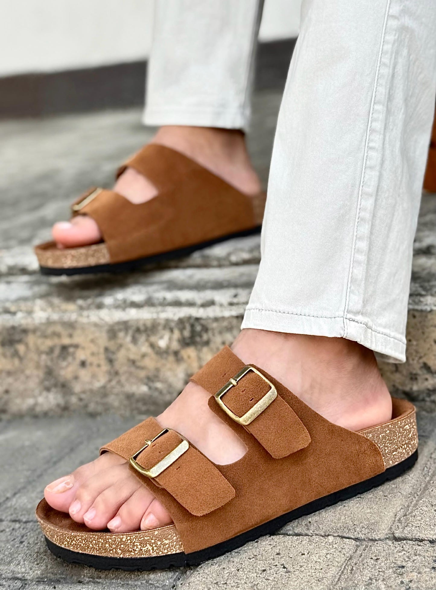 Sandalias de Moda con Doble Hebilla ✨ | Cómodas y Versátiles