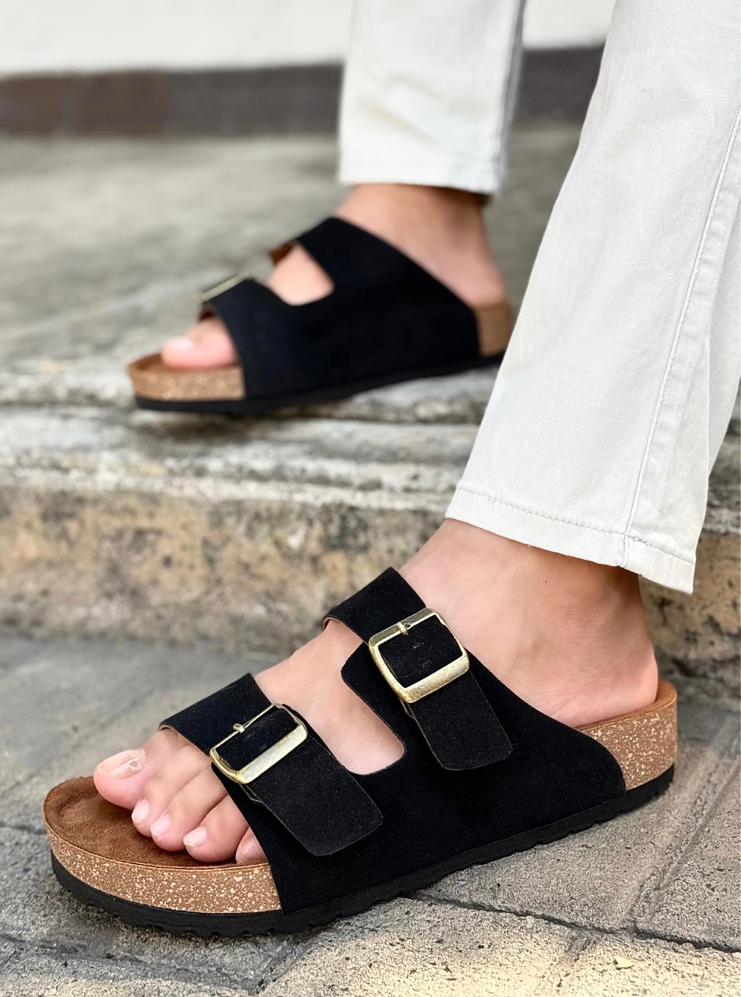 Sandalias de Moda con Doble Hebilla ✨ | Cómodas y Versátiles