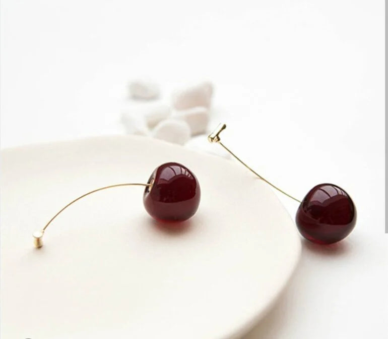 ✨ Aretes Cereza 🍒 Elegantes y Modernos – Accesorio Único para Mujer 💎